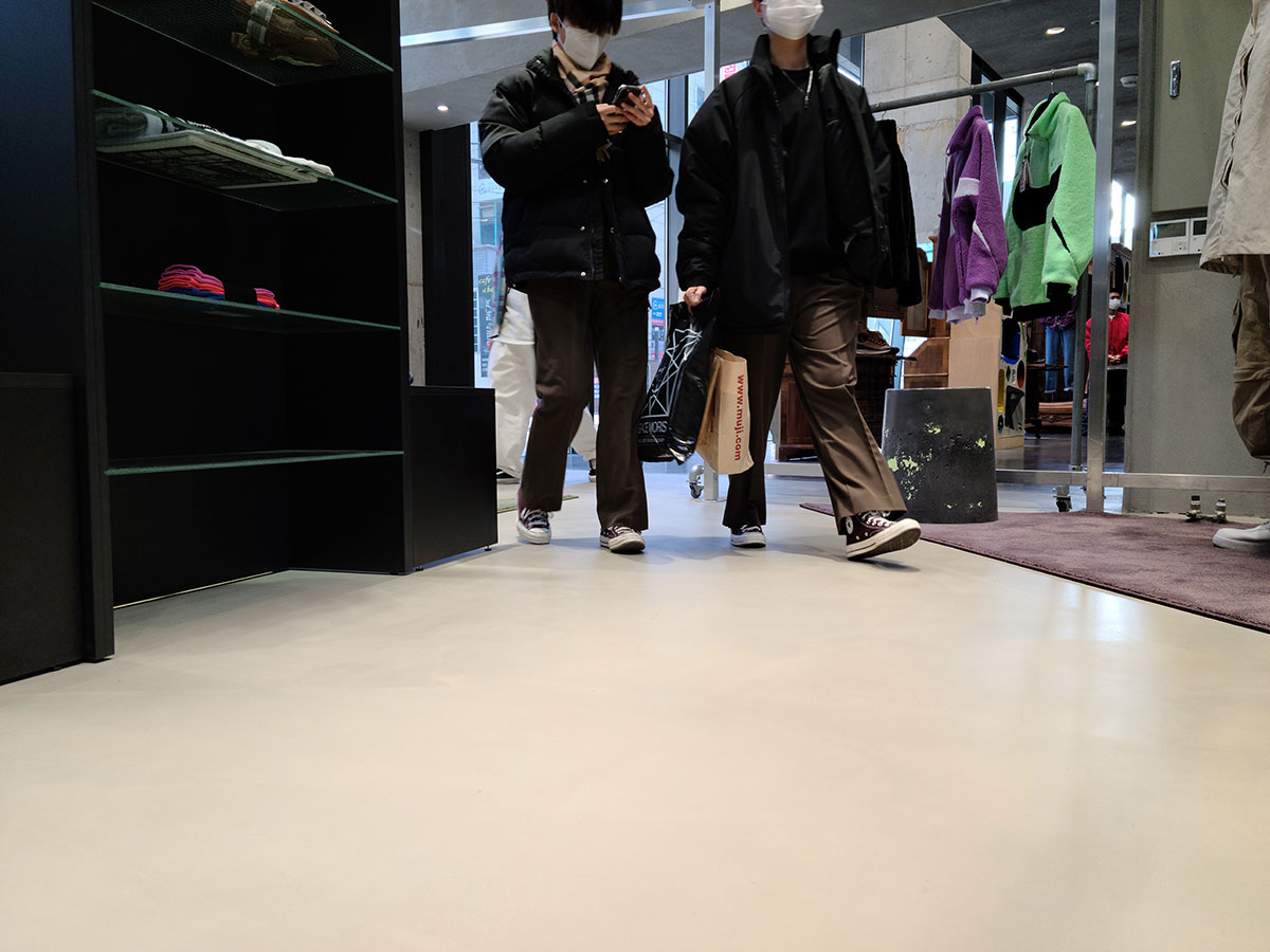 셀프레벨링 후 저광코팅