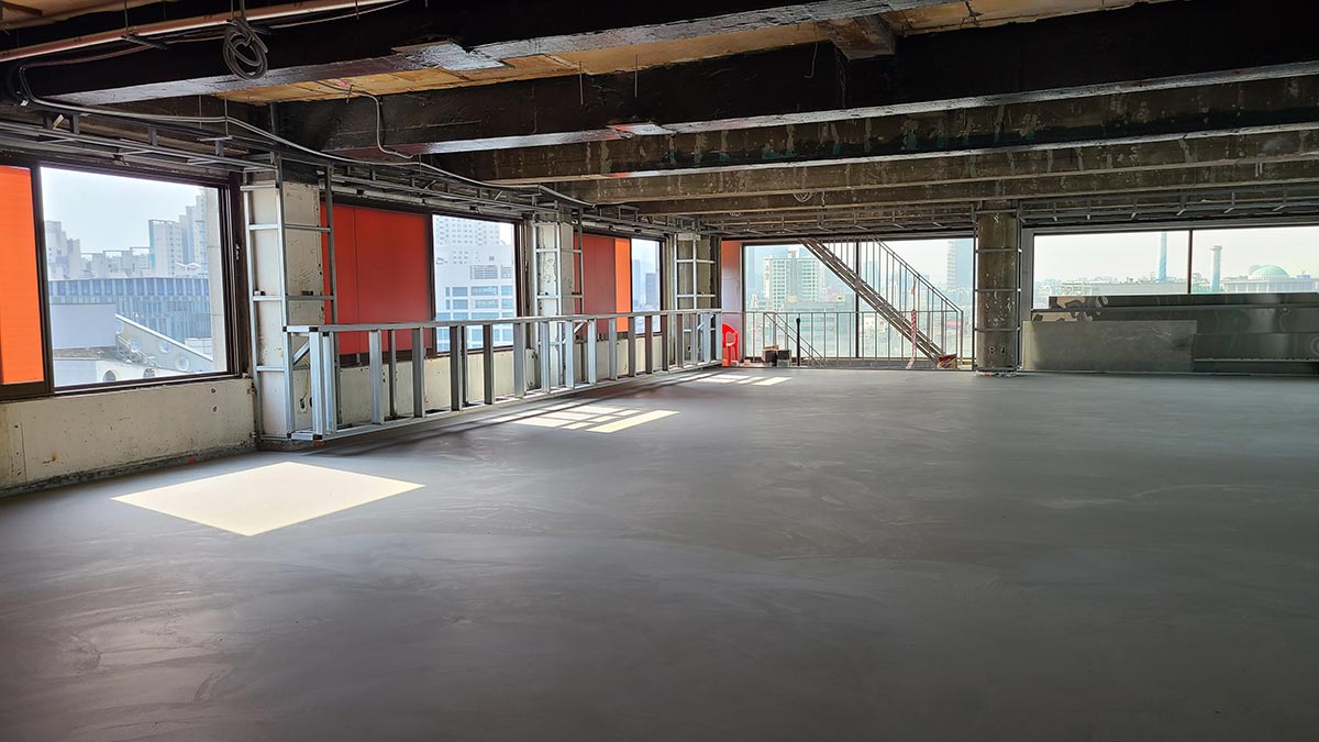 셀프레벨링(자동수평몰탈)의 작업 과정