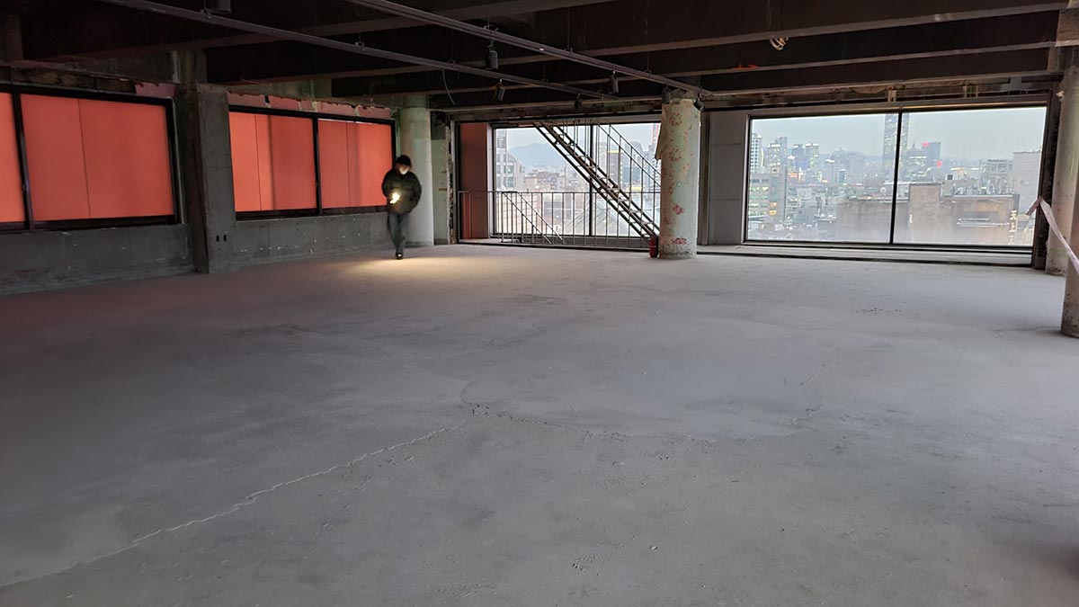 셀프레벨링(자동수평몰탈)의 작업 과정