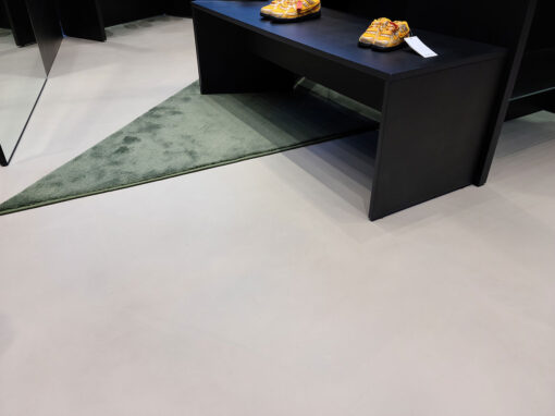 홍대 라이즈호텔 worksout 매장