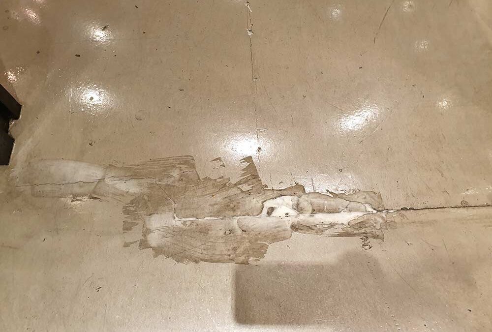 바닥마감재를 잘못 선택한 결과로 재시공하게된 경우